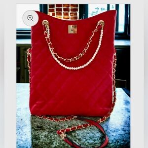 Elegant Red Quilted Shoulder Bag
